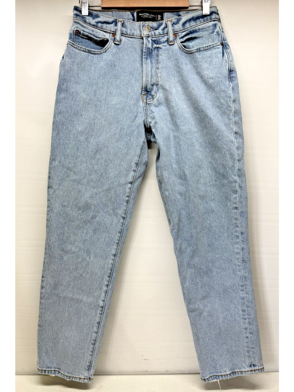 ABERCROMBIE & FITCH Womens 29x30 Vintage Stretch Athletic Loose Light Wash Jeans